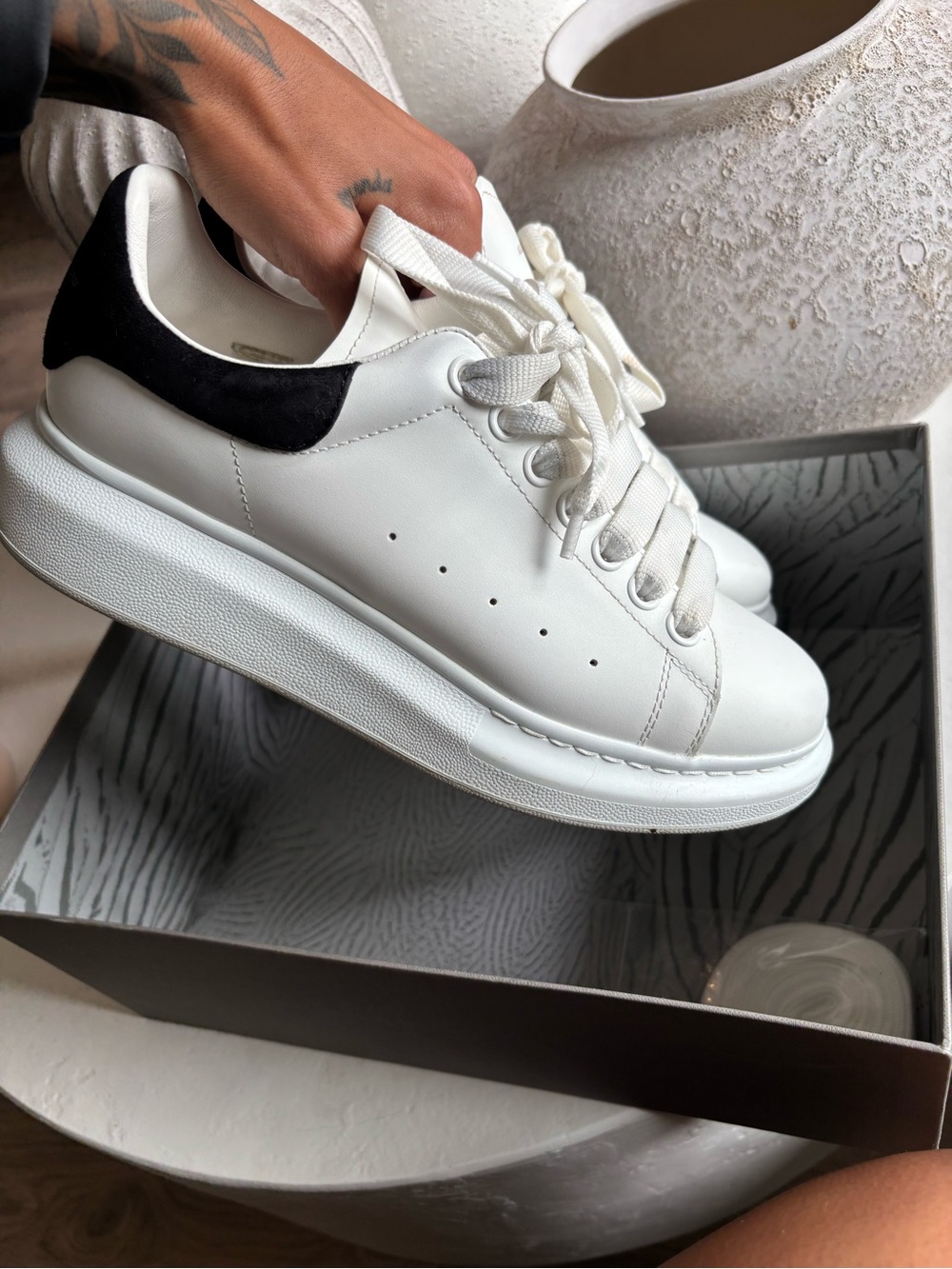 Alexander McQueen White Leather Sneakers with Black Heel Tab - Picture 9 of 11